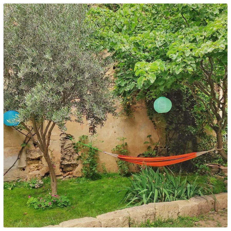 Bed and Breakfast La Vigneronne Des Costieres Вовер Экстерьер фото