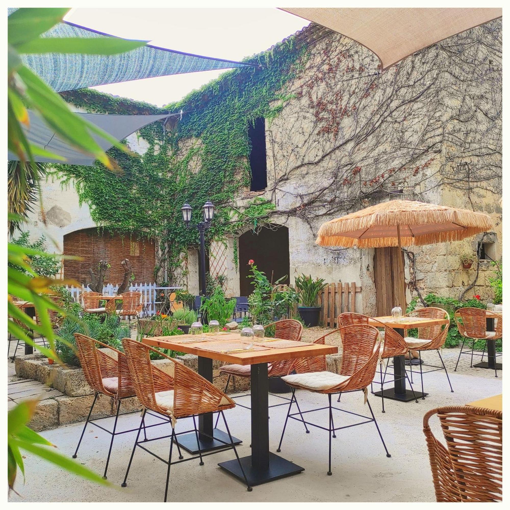 Bed and Breakfast La Vigneronne Des Costieres Вовер Экстерьер фото